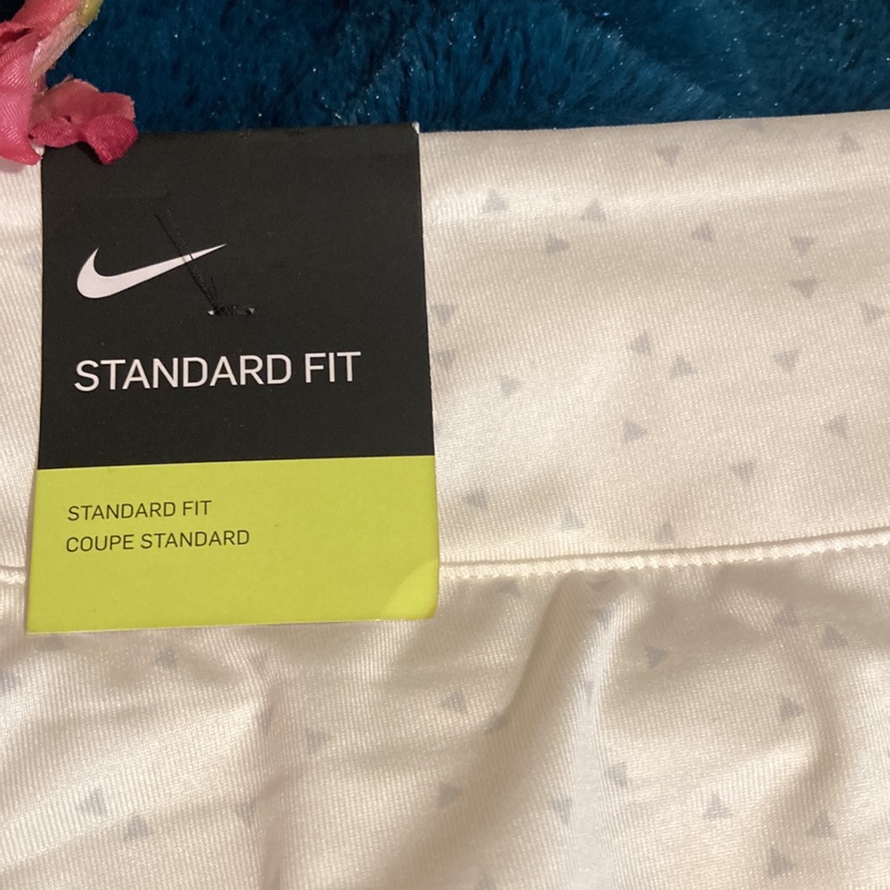 NWT NIKE GOLF/TENNIS SKIRT SIZE SMALL